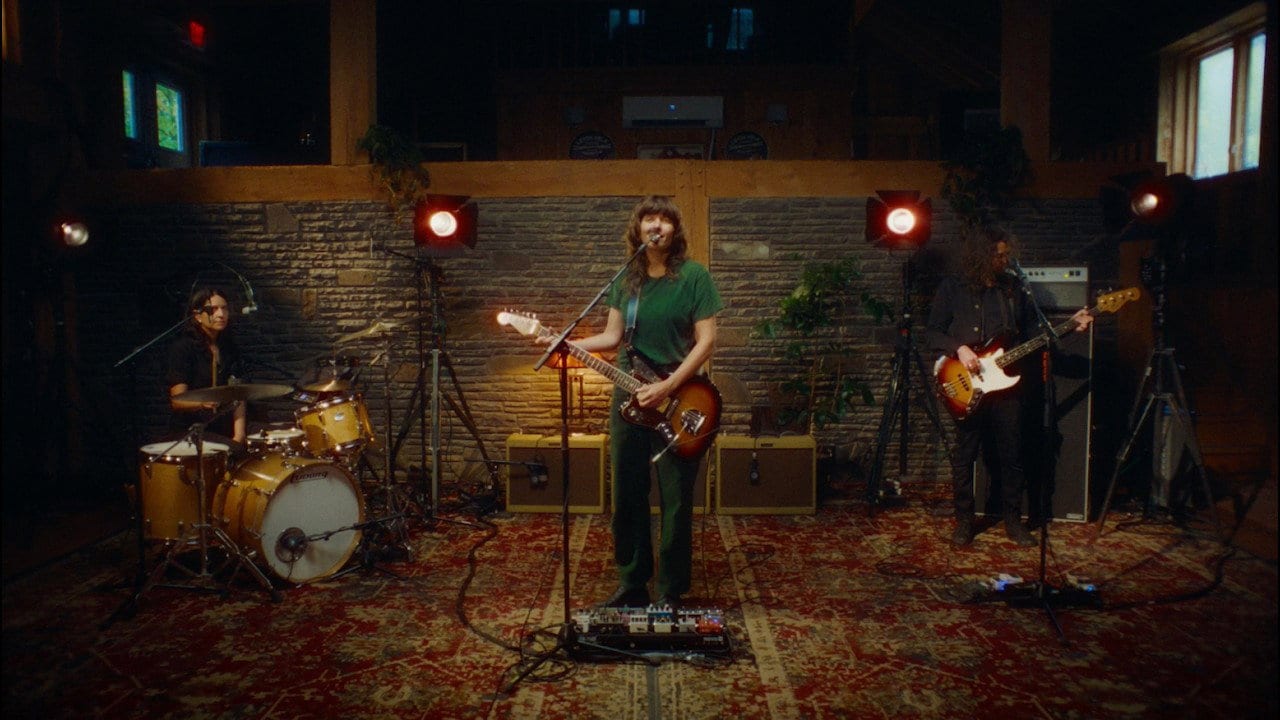 Дивитися фільм Courtney Barnett: Creature of Habit - Live At Levon Helm Studios 2026 онлайн Дивитися фільм Courtney Barnett: Creature of Habit - Live At Levon Helm Studios 2026 онлайн