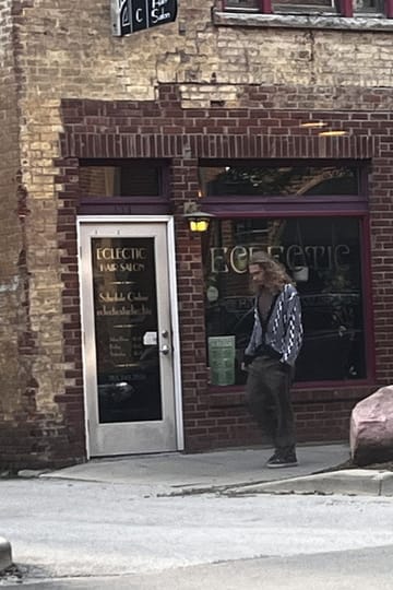 Дивитися фільм Strube Getting Noodles 2026 онлайн Дивитися фільм Strube Getting Noodles 2026 онлайн