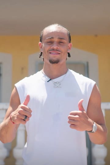 Дивитися фільм Xavi Simons - Back Home 2026 онлайн Дивитися фільм Xavi Simons - Back Home 2026 онлайн
