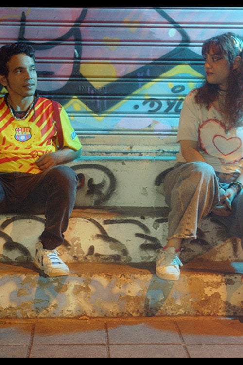 Watch Entre tantas malas 2026 online