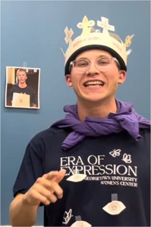 Дивитися фільм England's Next Top Prince Consort 2026 онлайн